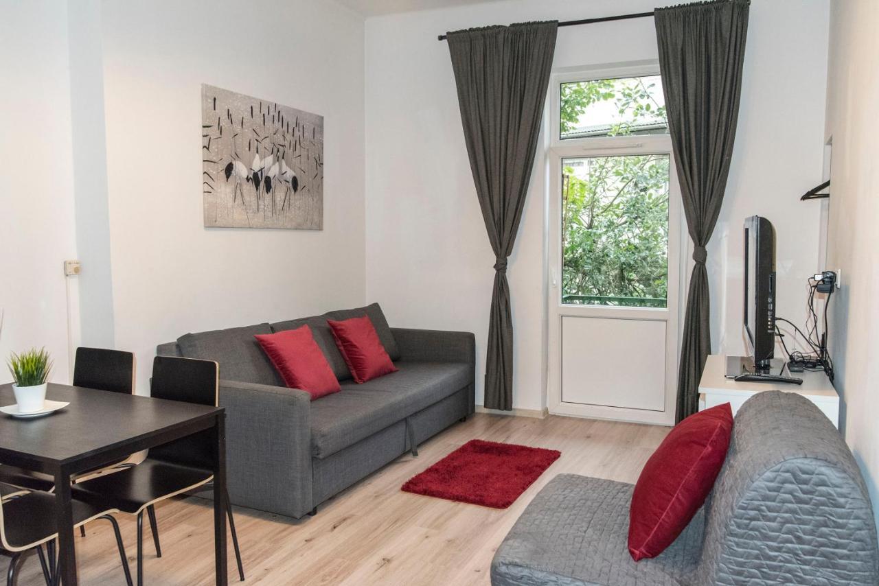 Old Cracow Apartment Mazowiecka 11 Красков Екстериор снимка