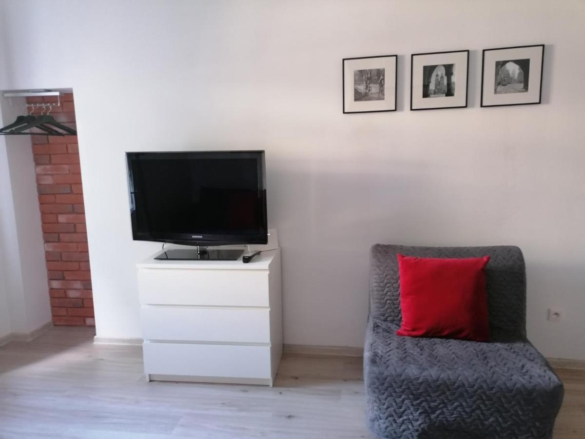 Old Cracow Apartment Mazowiecka 11 Красков Екстериор снимка